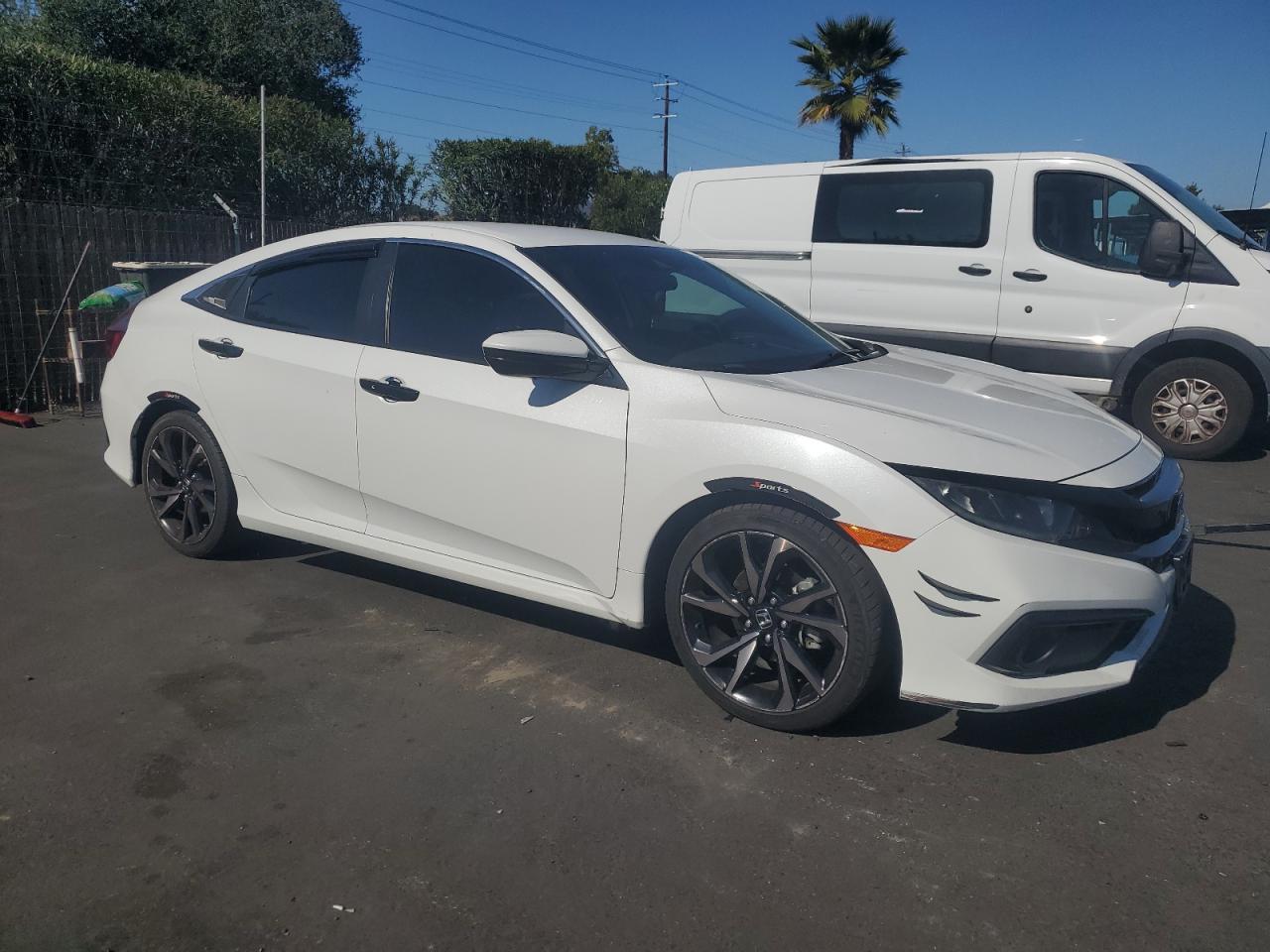 2019 Honda Civic Sport - Image 4