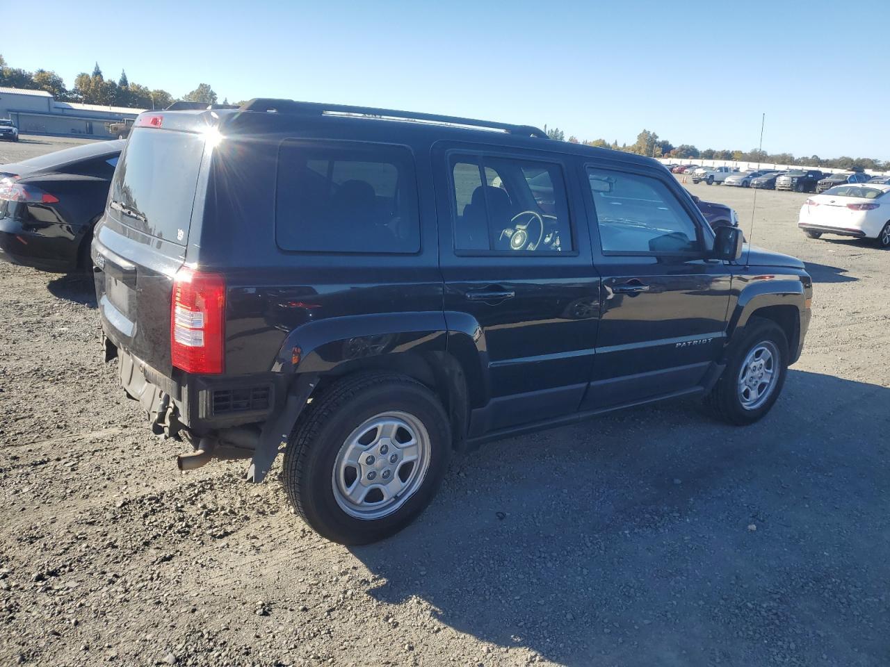 2016 Jeep Patriot Sport - Фото 3