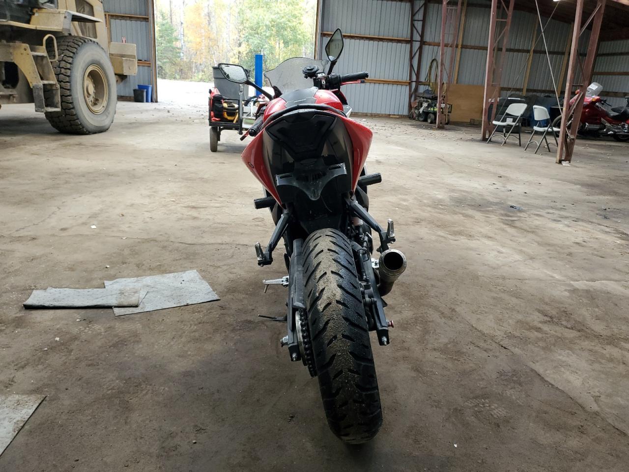 2015 Yamaha Yzfr3 - Фото 4