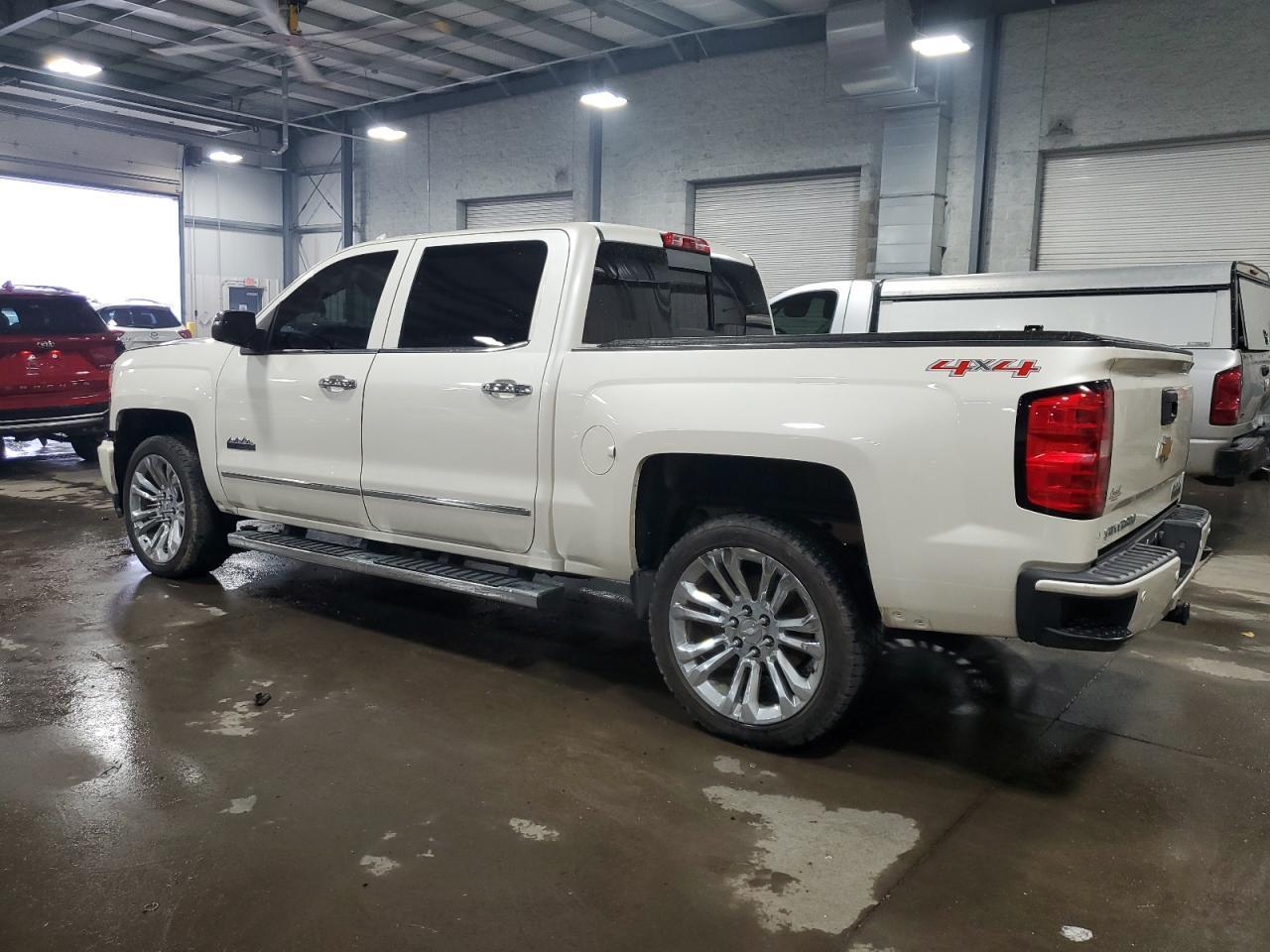 2015 Chevrolet Silverado K1500 High Country - Фото 2