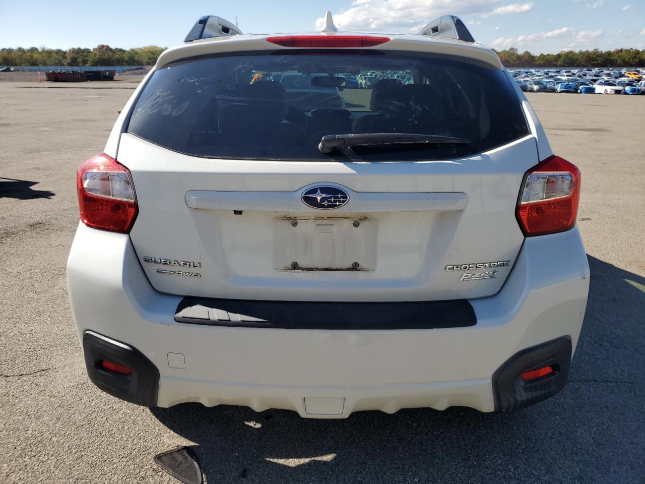 2016 Subaru Crosstrek Limited - Image 6