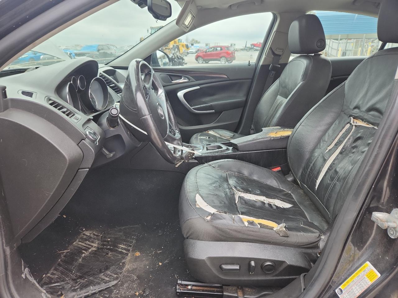 2011 Buick Regal - Image 7