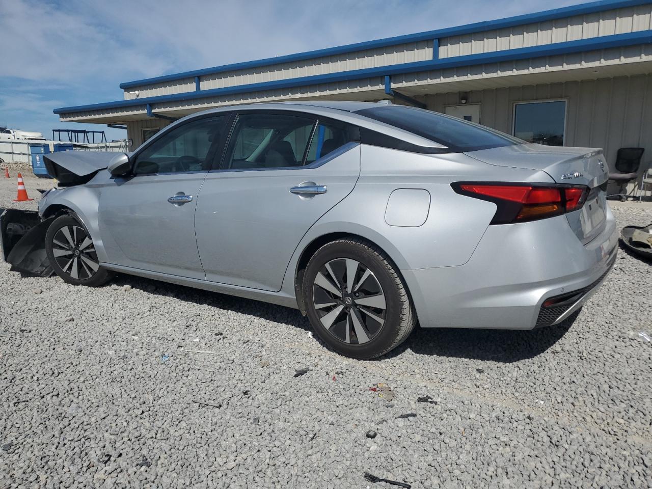 2022 Nissan Altima Sv - Фото 2