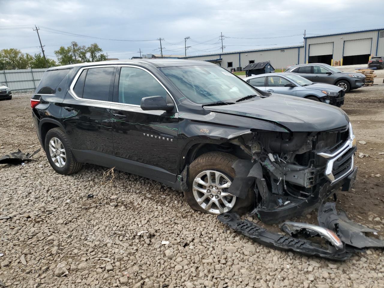 2021 Chevrolet Traverse Ls - Image 4