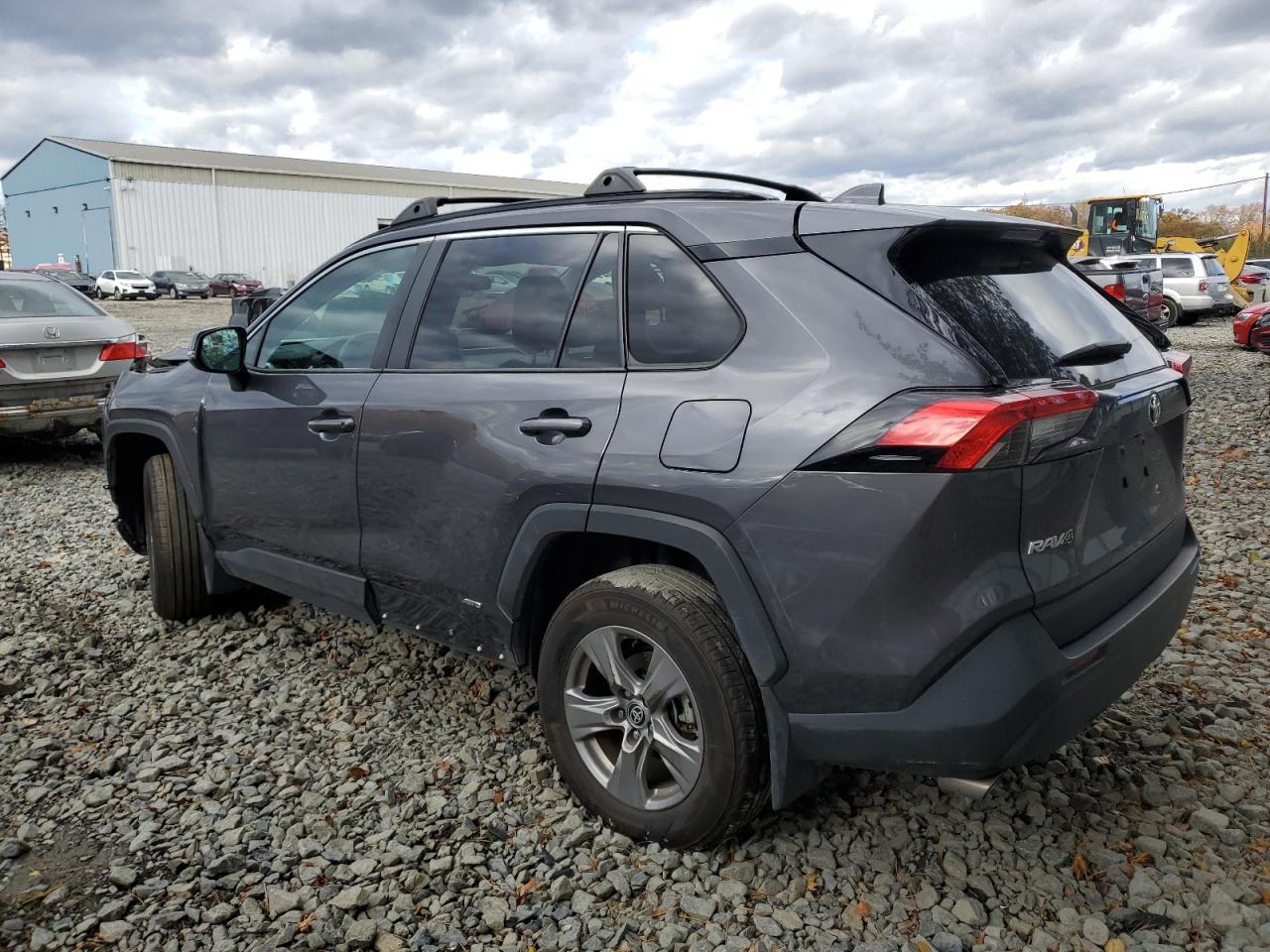 2025 Toyota Rav4 Xle - Фото 2