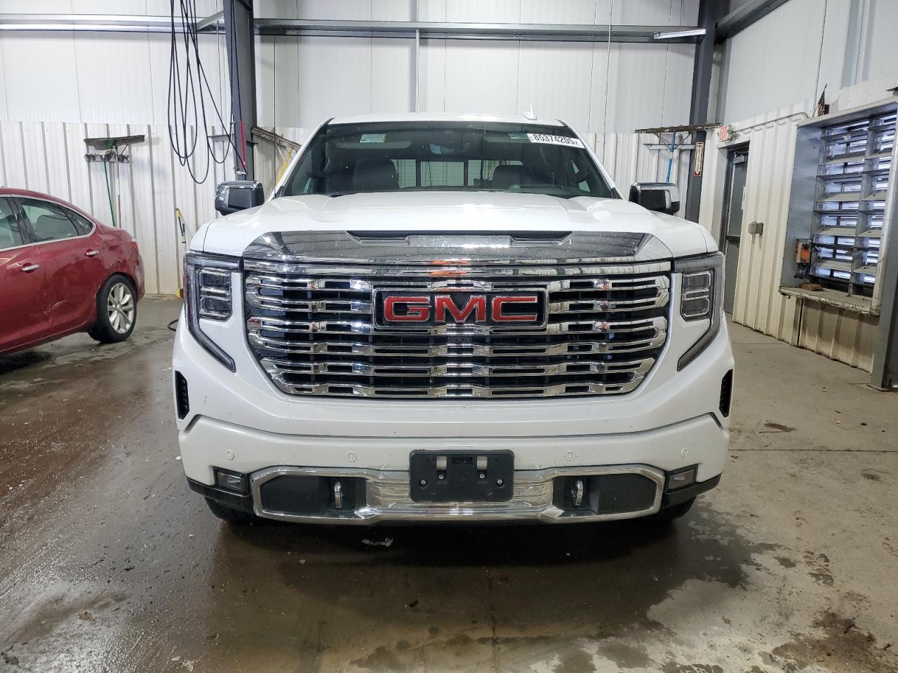 2022 GMC Sierra K1500 Denali - Image 5