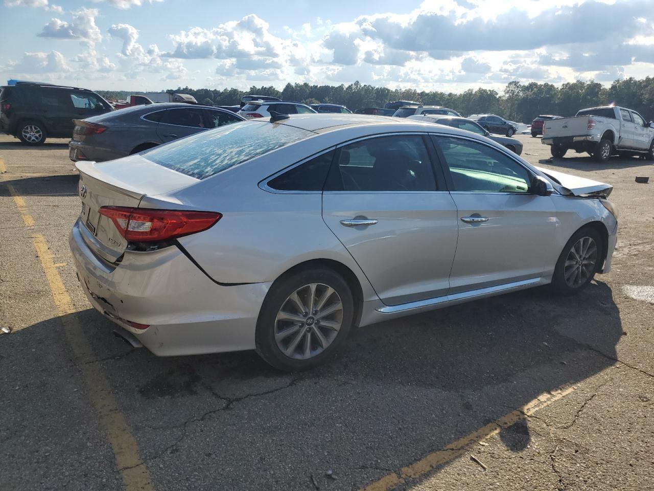 2016 Hyundai Sonata Limited - Image 3