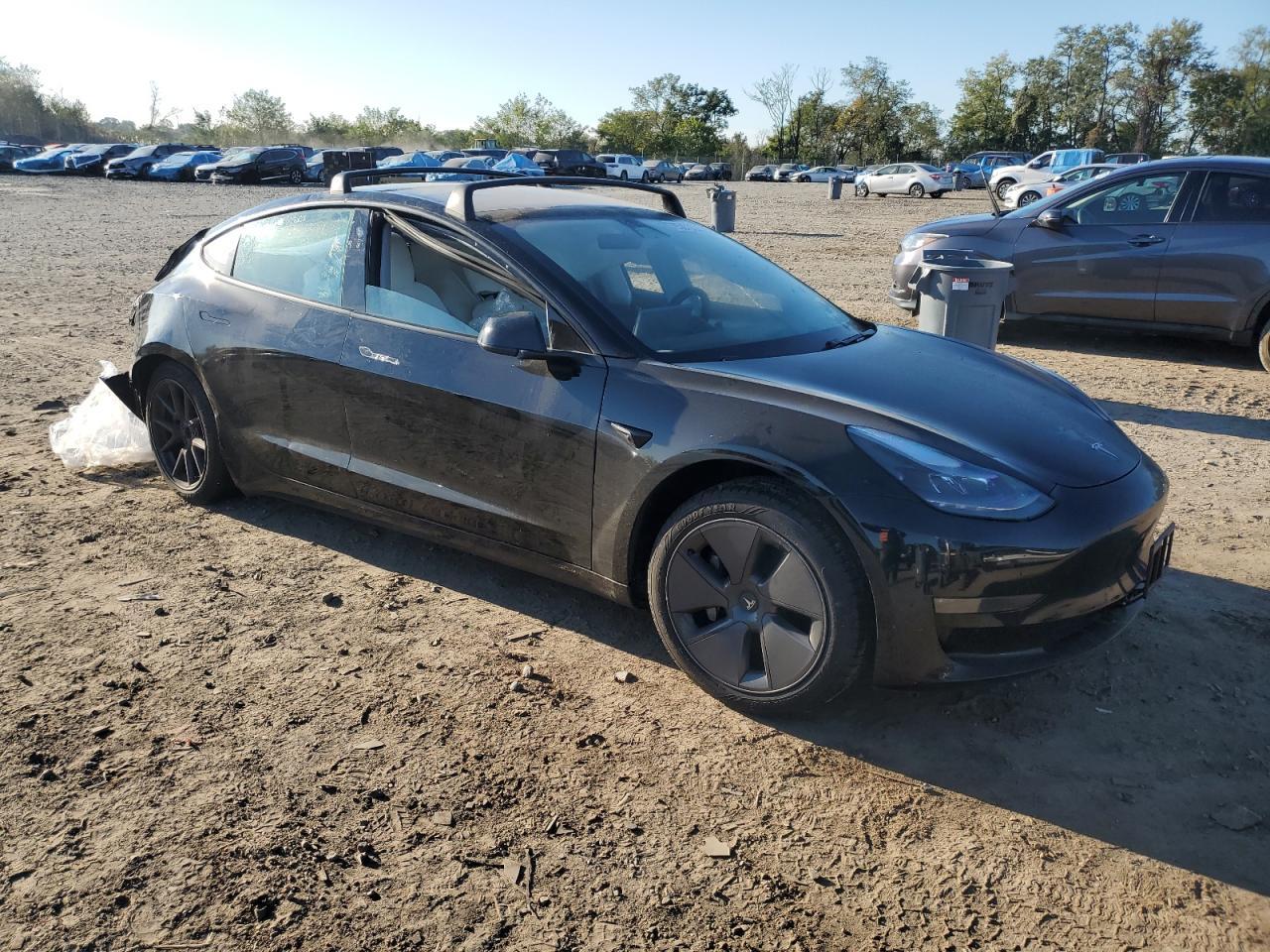 2021 Tesla Model 3 - Image 4
