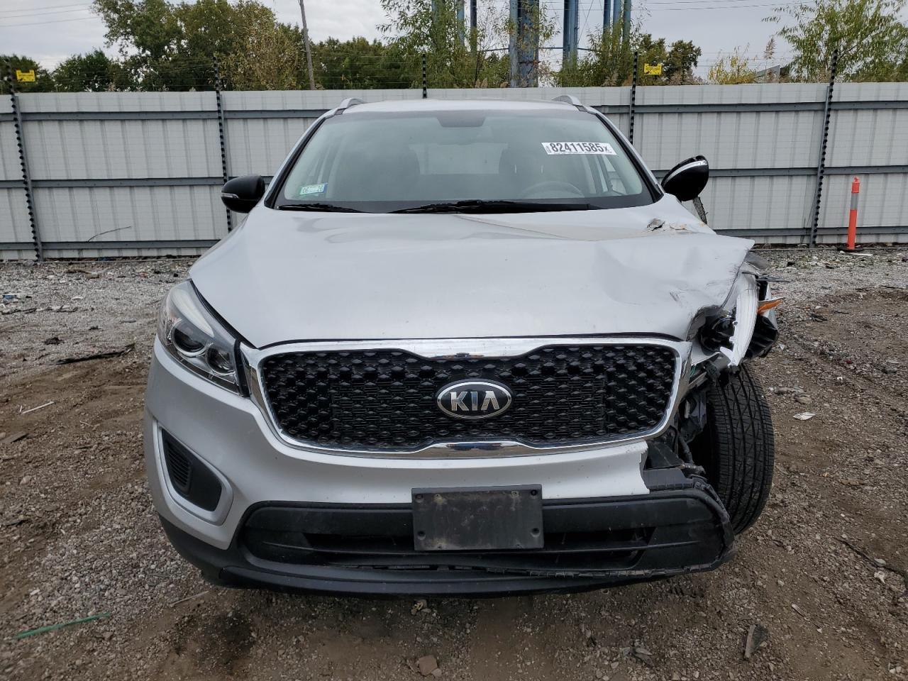 2016 Kia Sorento Lx - Image 5