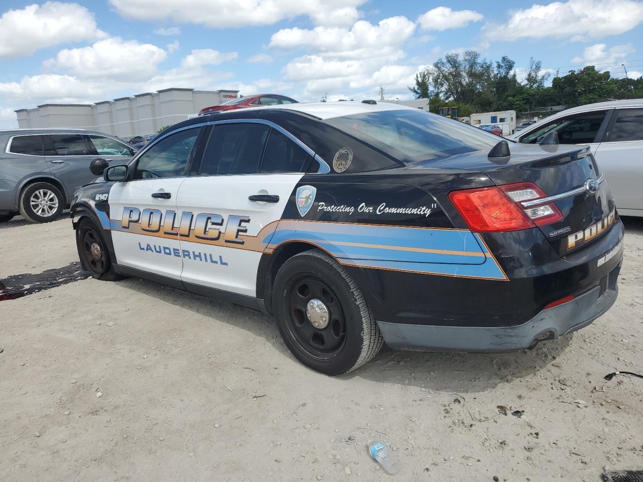 2013 Ford Taurus Police Interceptor - Фото 2