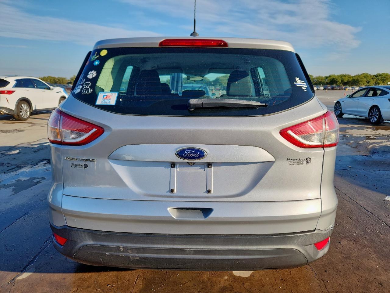 2015 Ford Escape S - Фото 6