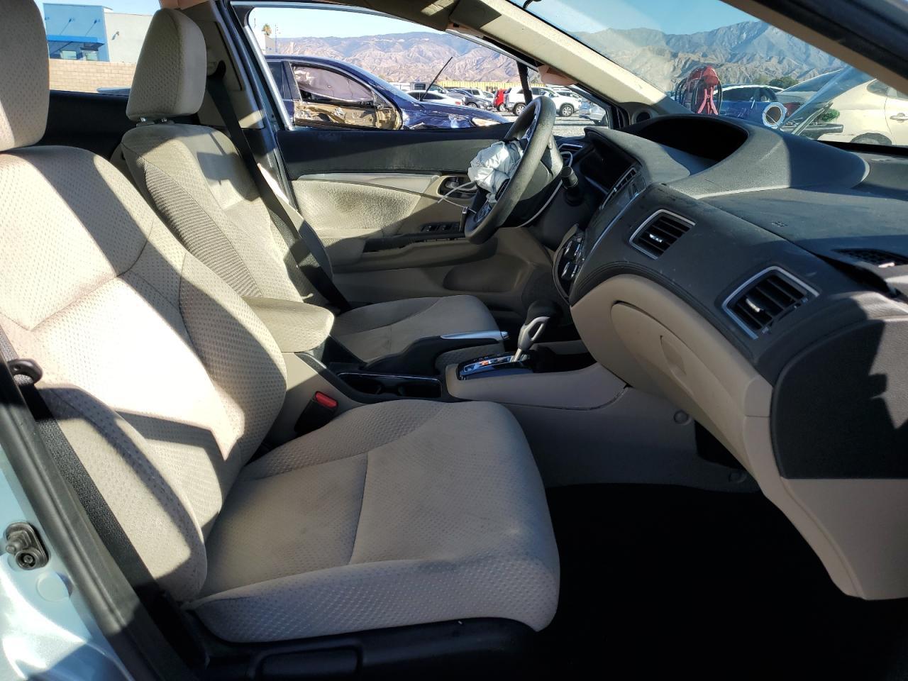 2014 Honda Civic Hybrid - Image 7