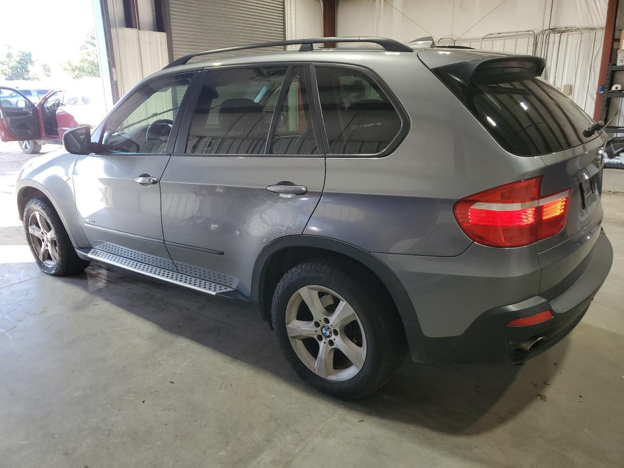 2009 BMW X5 xDrive30I - Image 2
