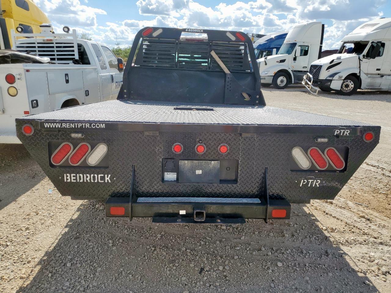 2023 Chevrolet Silverado K3500 - Фото 6