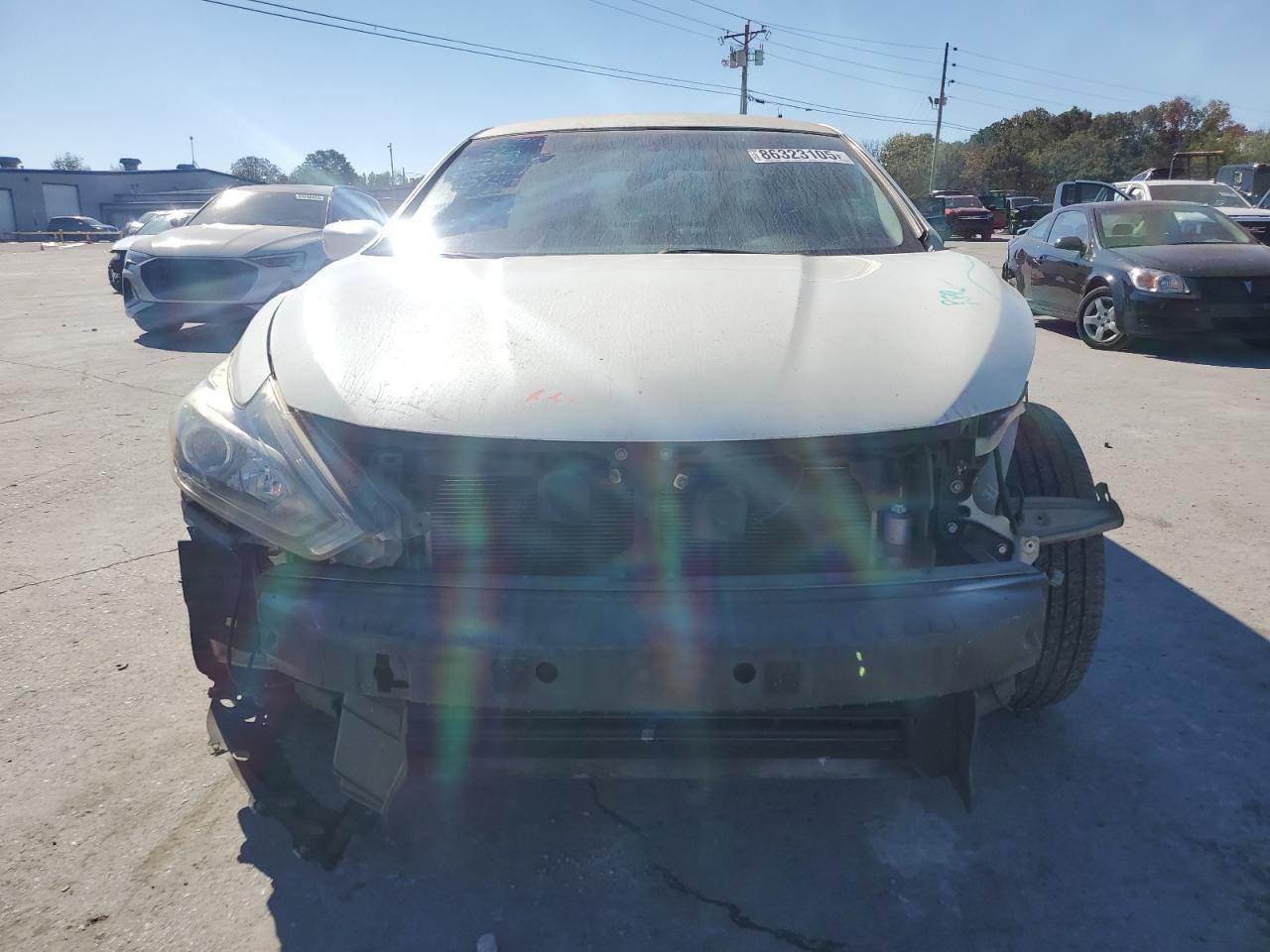 2017 Nissan Altima 2.5 - Image 5