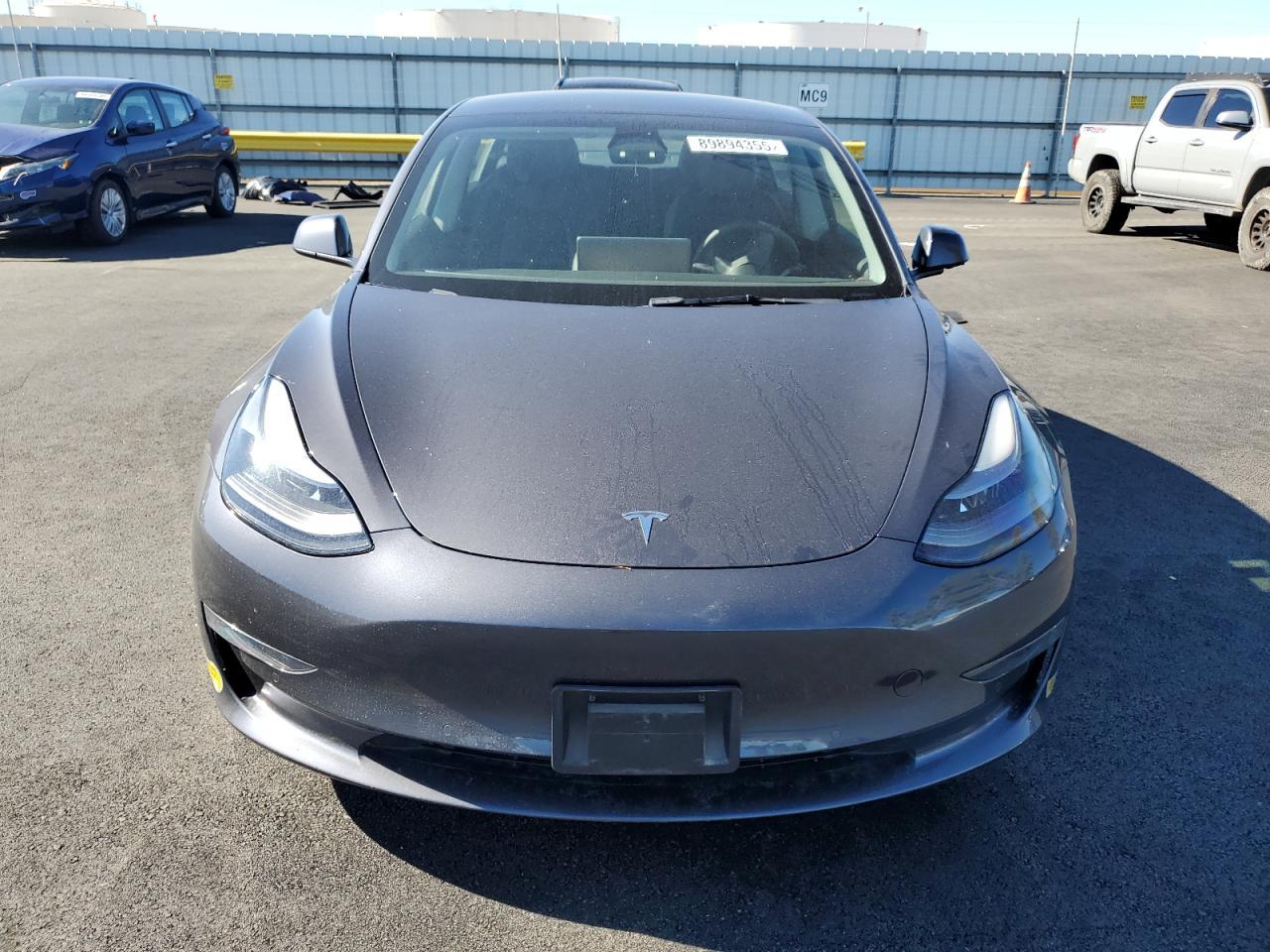 2022 Tesla Model 3 - Фото 5