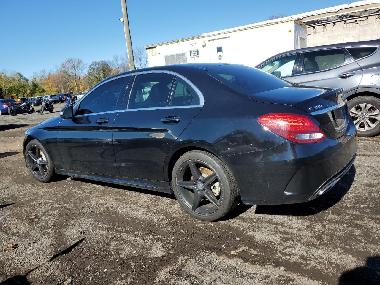 2015 Mercedes-Benz C 300 4Matic - Фото 2