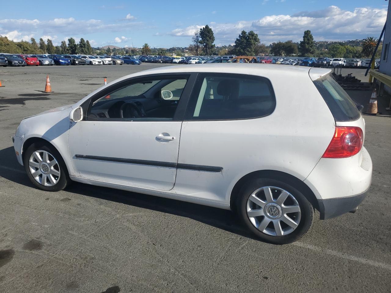 2007 Volkswagen Rabbit - Image 2