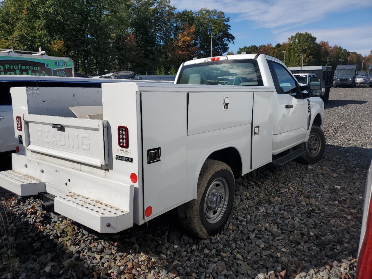 2023 Ford F250 Super Duty Utility / Service Truck - Фото 3