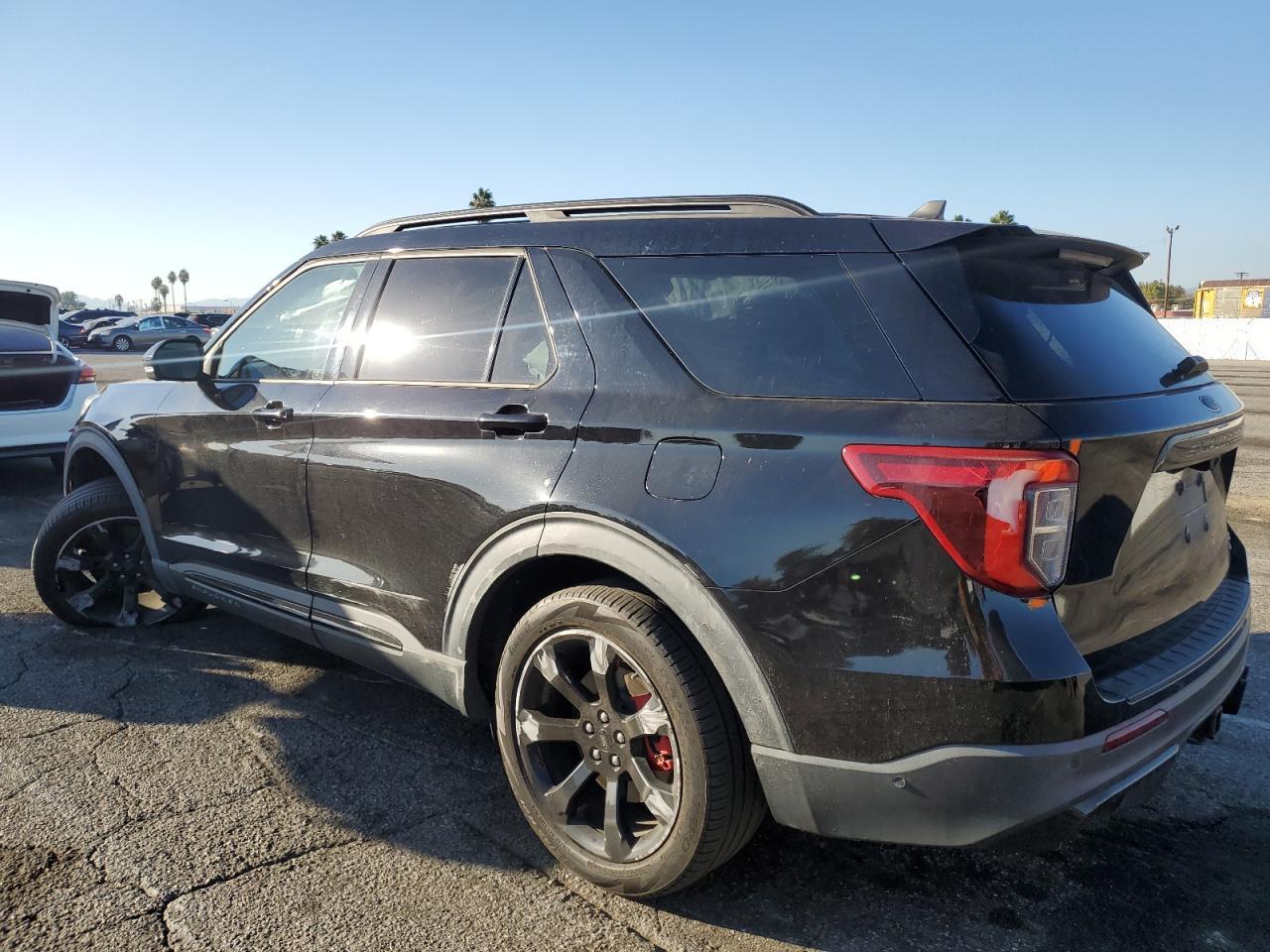 2021 Ford Explorer St - Фото 2