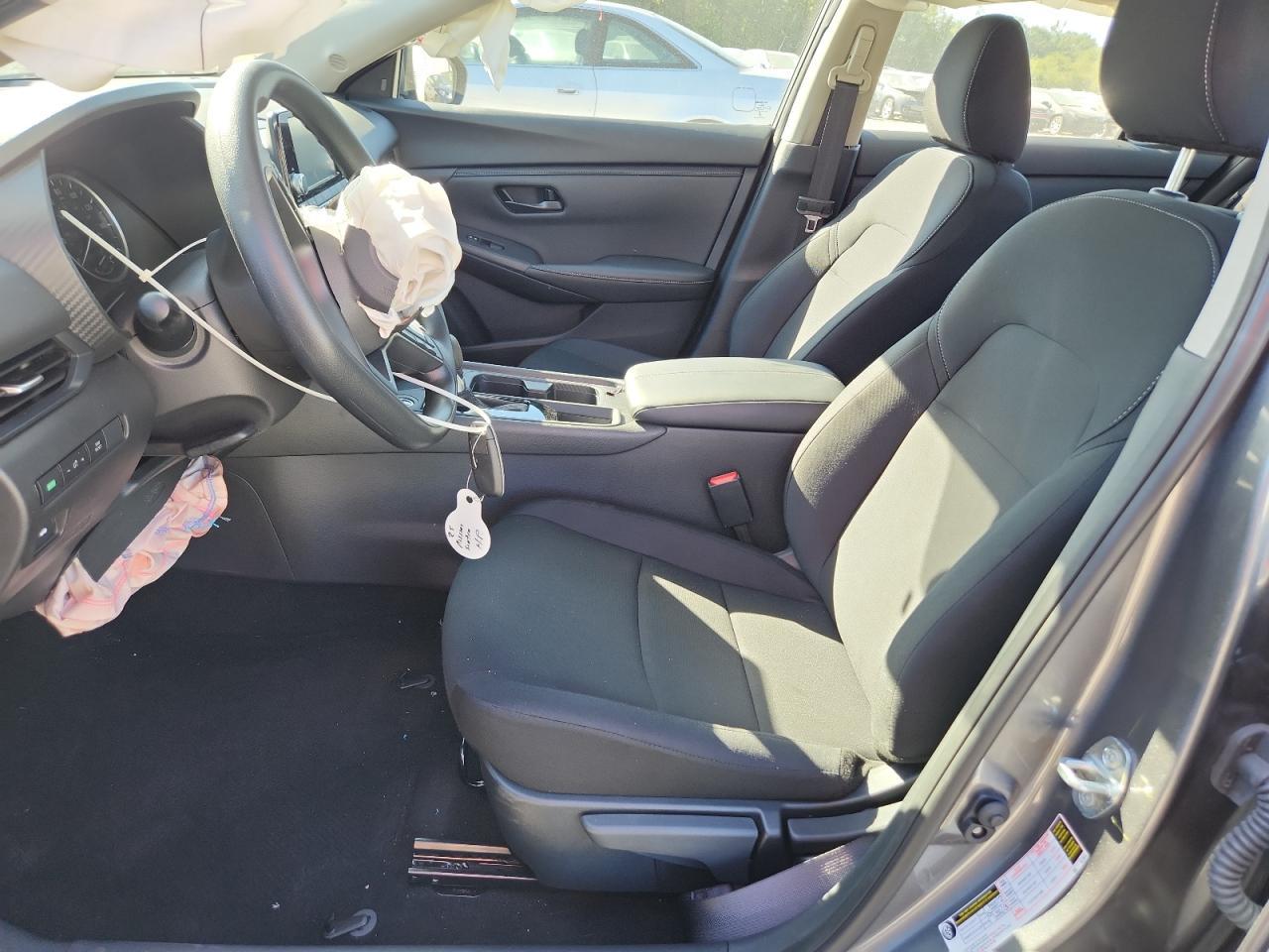 2025 Nissan Sentra S - Image 7