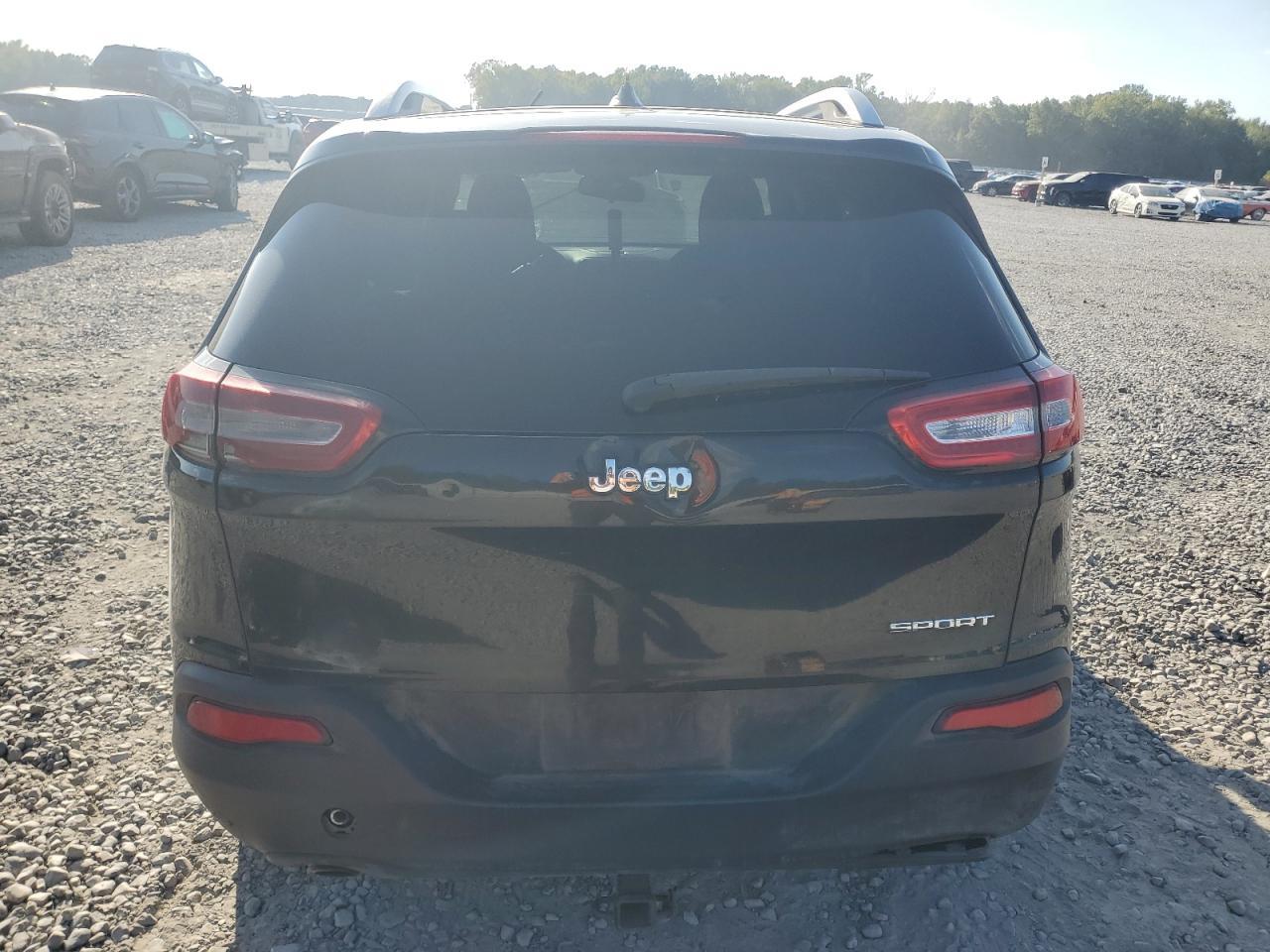 2015 Jeep Cherokee Sport - Фото 6