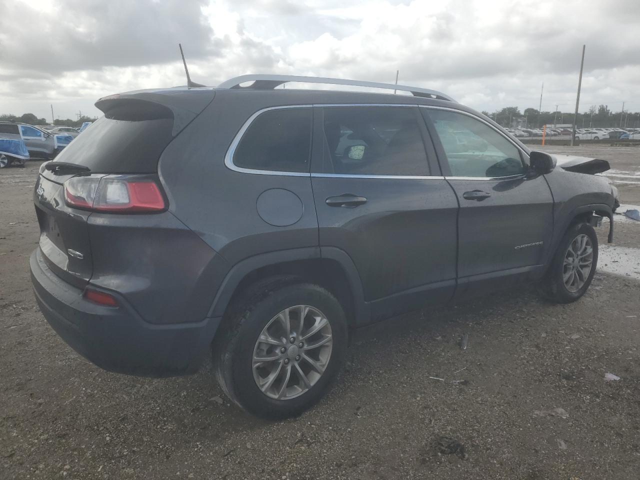 2020 Jeep Cherokee Latitude Plus - Фото 3