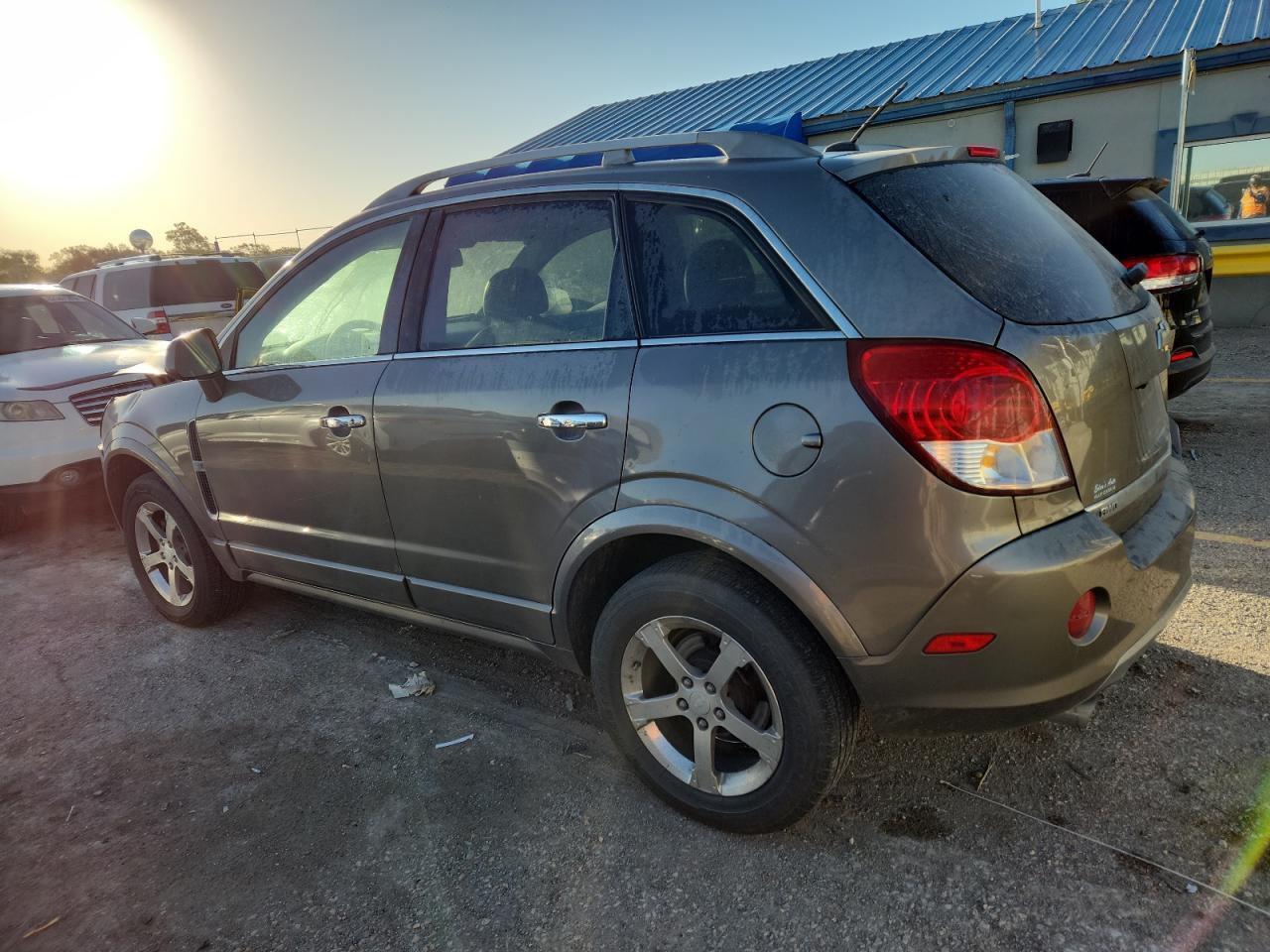 2012 Chevrolet Captiva Sport - Image 2
