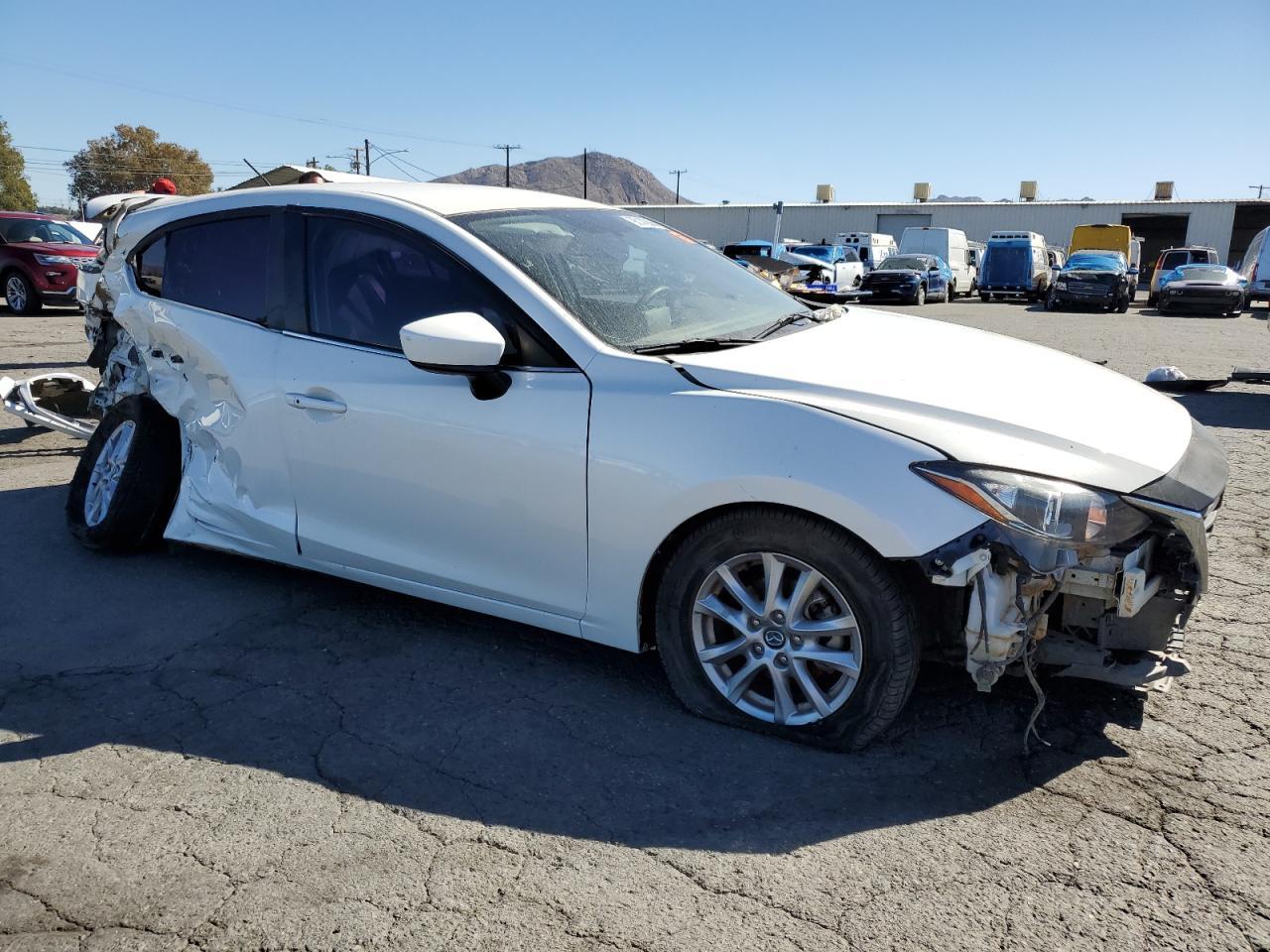 2015 Mazda 3 Touring - Image 4