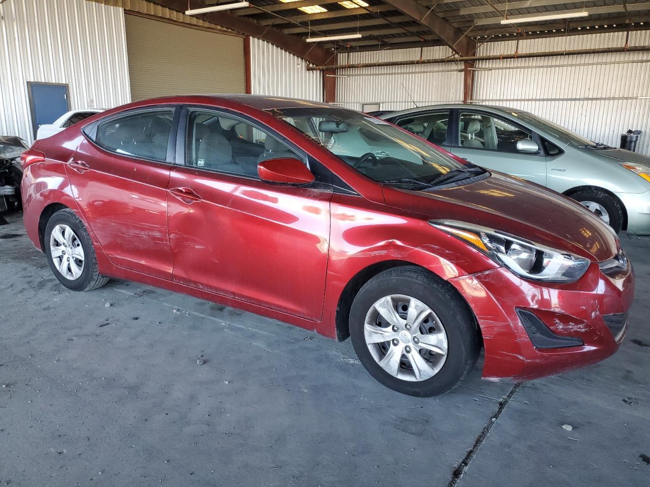 2016 Hyundai Elantra Se - Фото 4