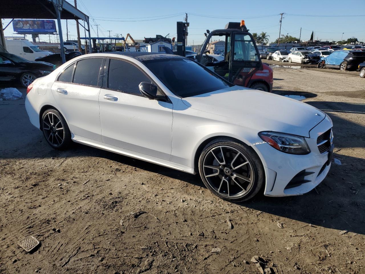 2019 Mercedes-Benz C 300 - Image 4