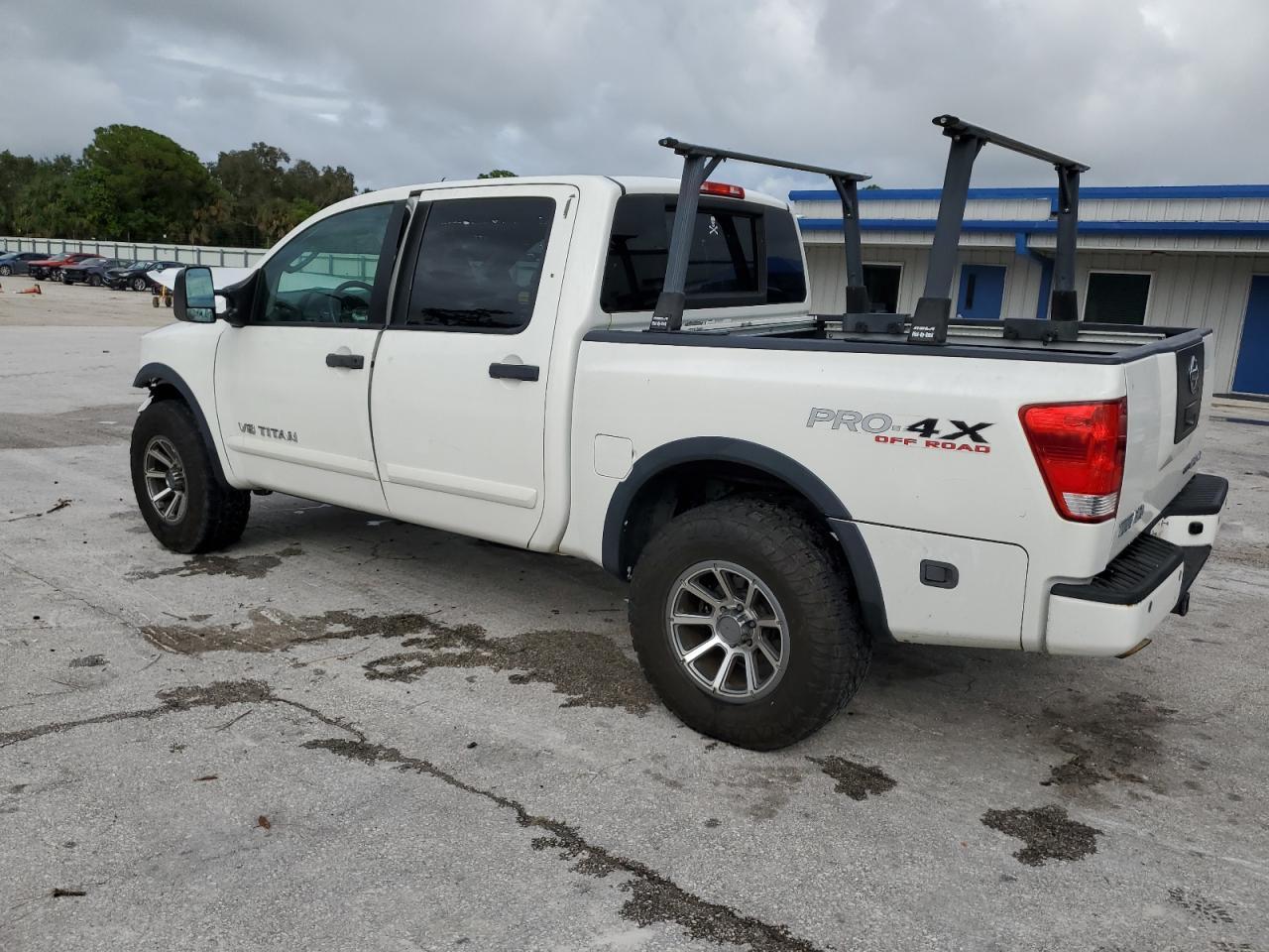 2011 Nissan Titan S - Image 2