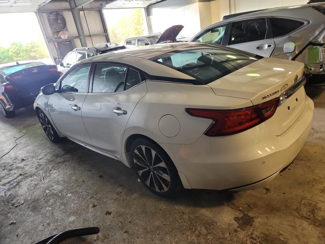 2016 Nissan Maxima 3.5S - Фото 2