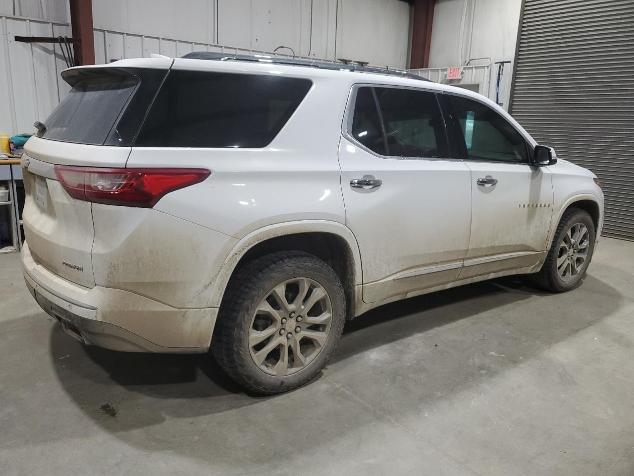 2019 Chevrolet Traverse Premier - Image 3