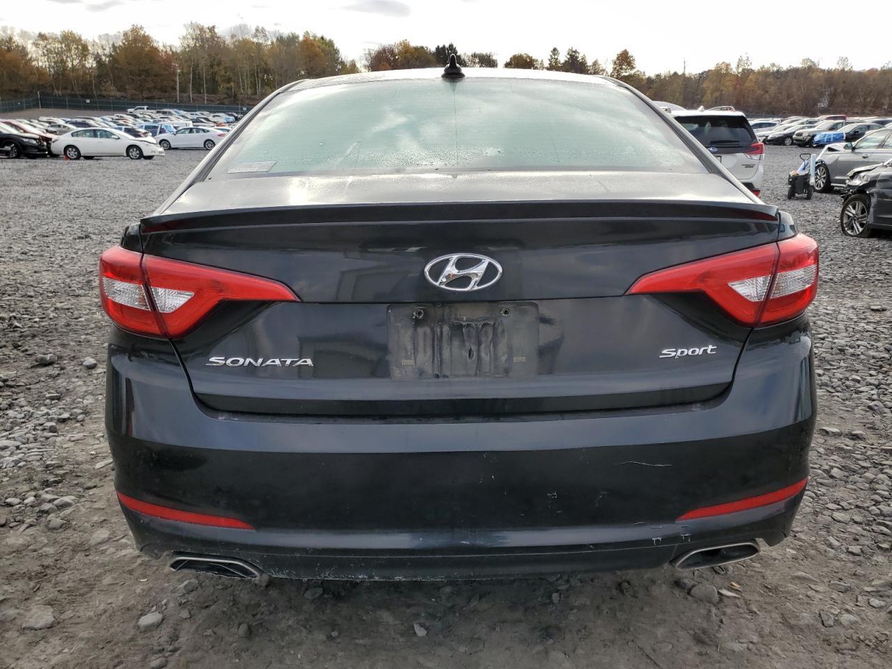 2017 Hyundai Sonata Sport - Image 6