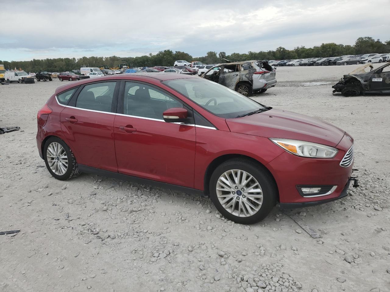 2017 Ford Focus Titanium - Image 4