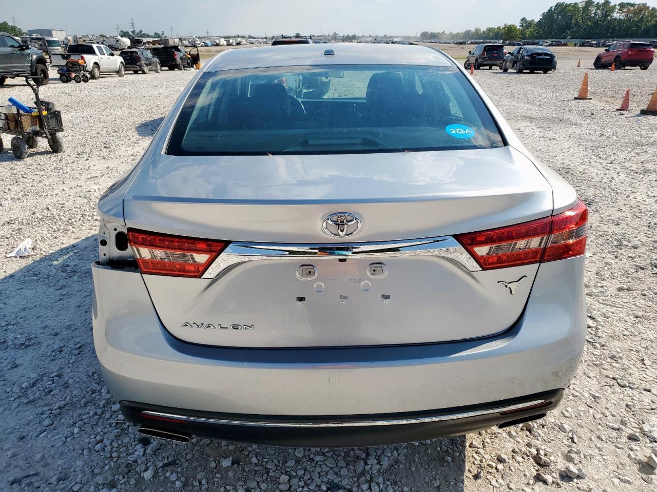 2016 Toyota Avalon Xle - Image 6