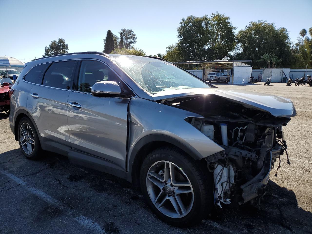 2017 Hyundai Santa Fe Se Ultimate - Image 4