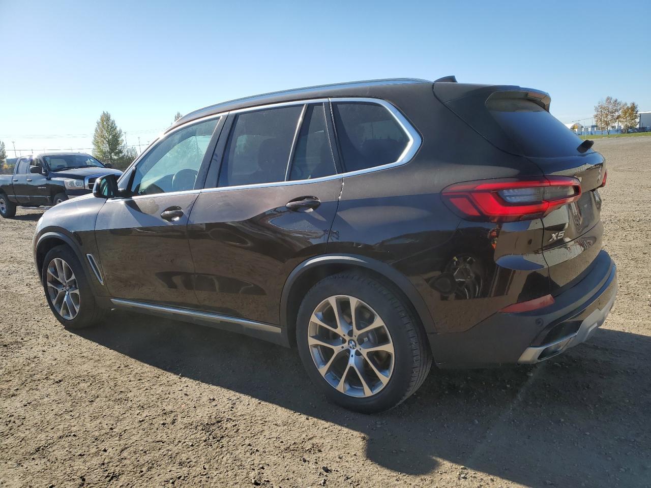 2019 BMW X5 xDrive40I - Image 2