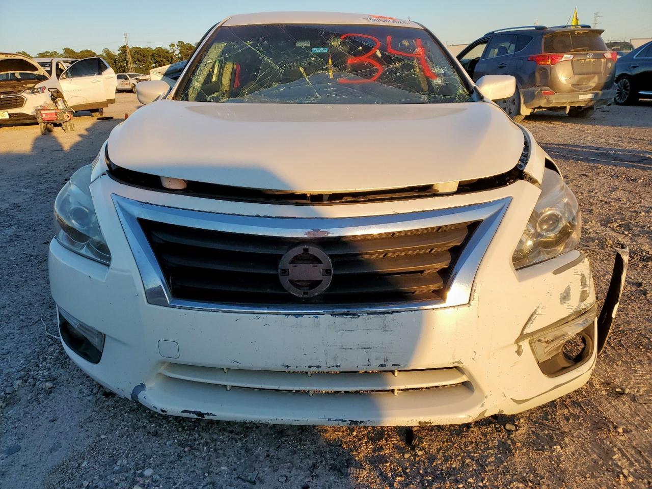 2014 Nissan Altima 2.5 - Image 5