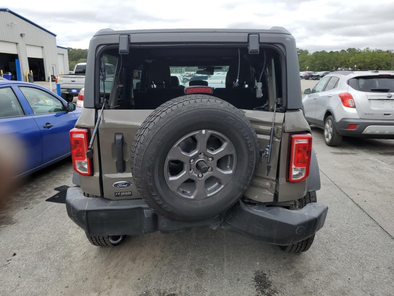 2025 Ford Bronco Big Bend - Фото 6