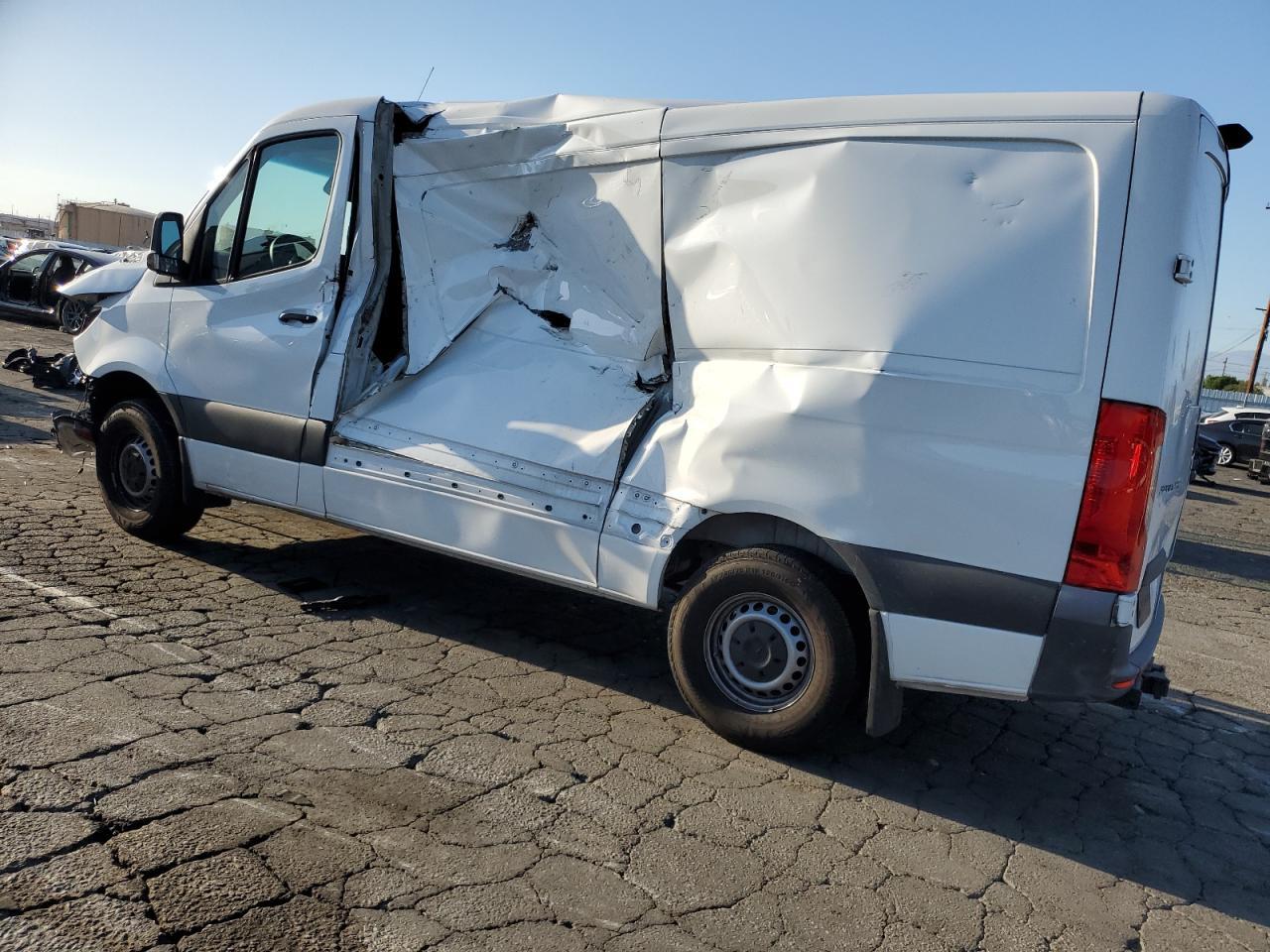 2023 Mercedes-Benz Sprinter 2500 - Фото 2
