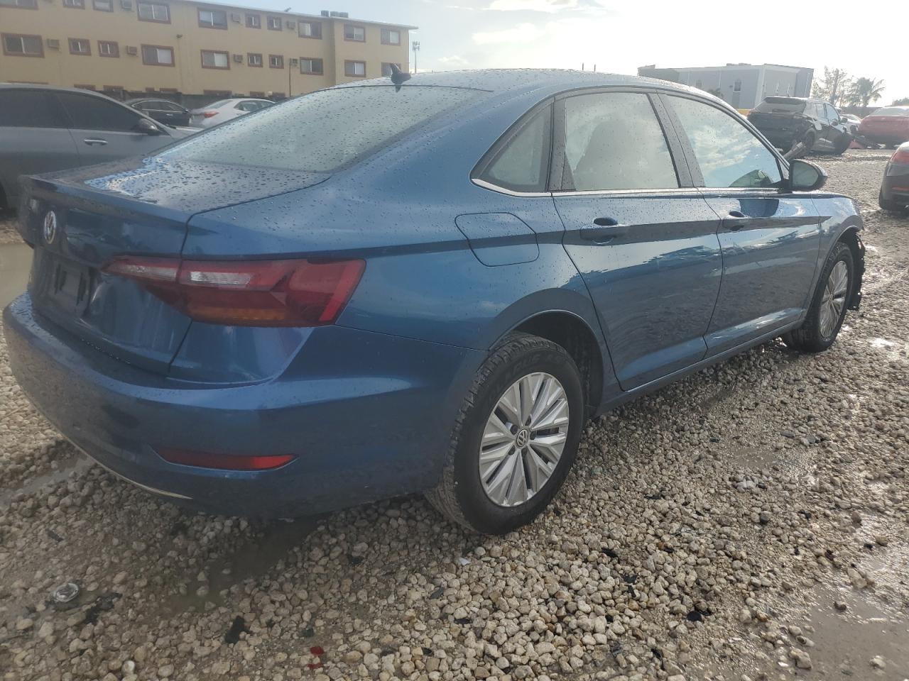 2019 Volkswagen Jetta S - Фото 3