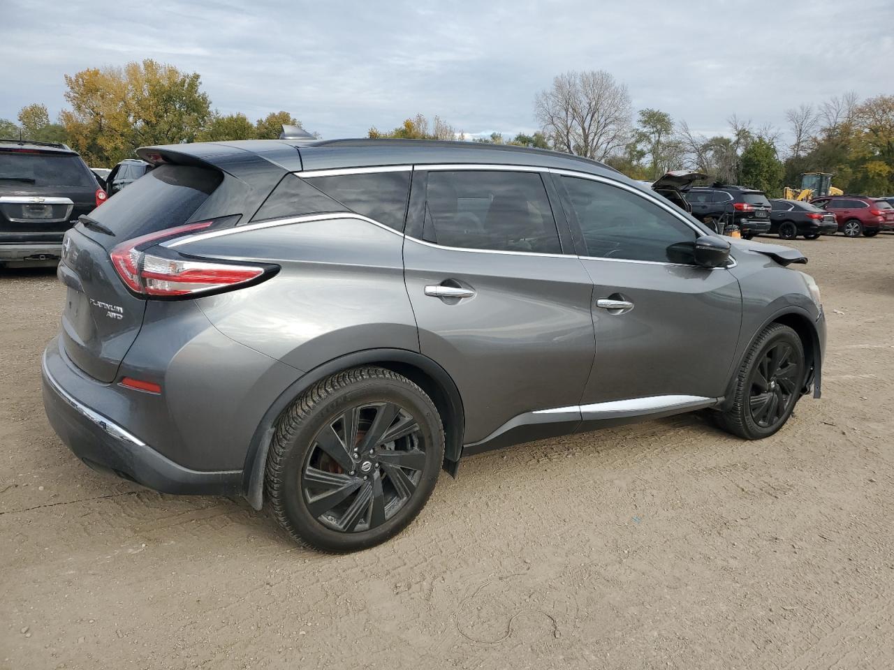 2017 Nissan Murano S - Image 3