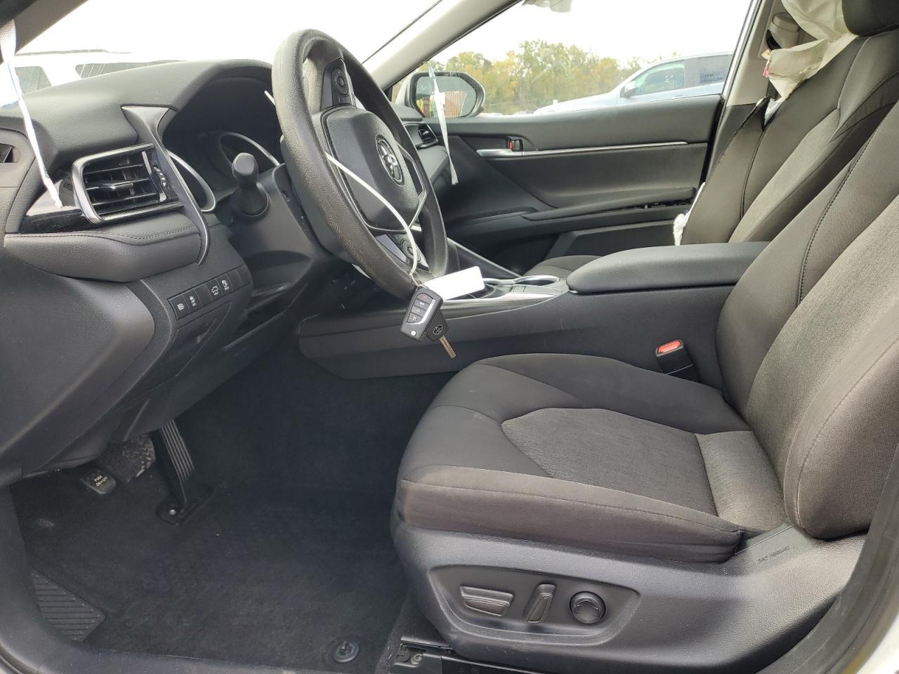 2024 Toyota Camry Le - Image 7