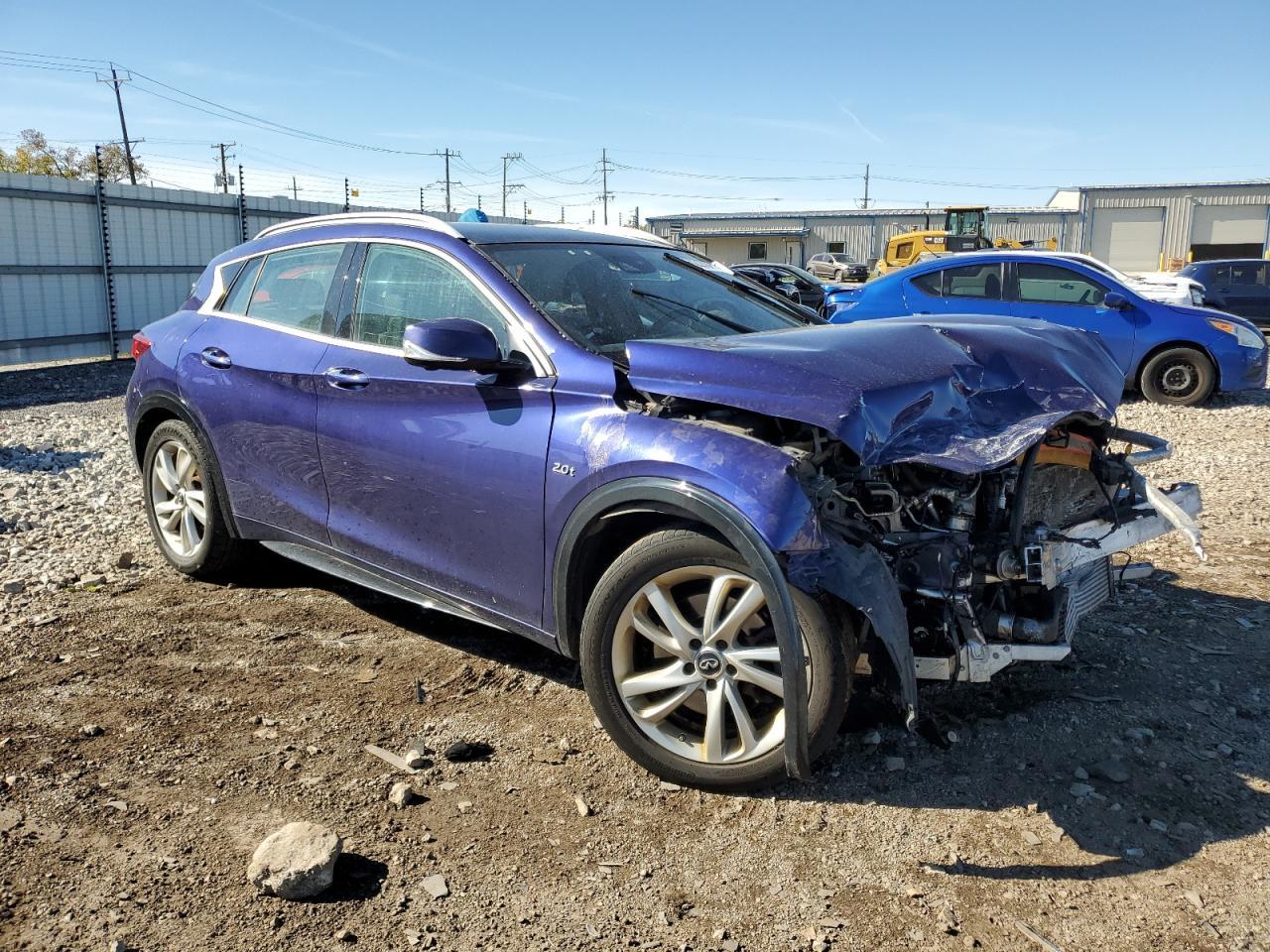 2017 Infiniti Qx30 Base - Image 4