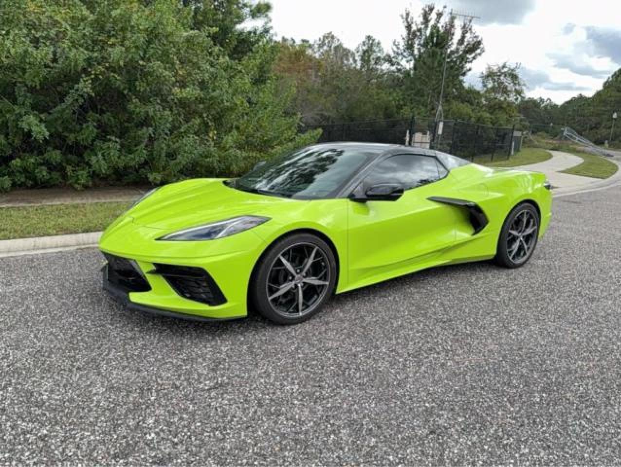 2023 Chevrolet Corvette Stingray 2Lt - Фото 2