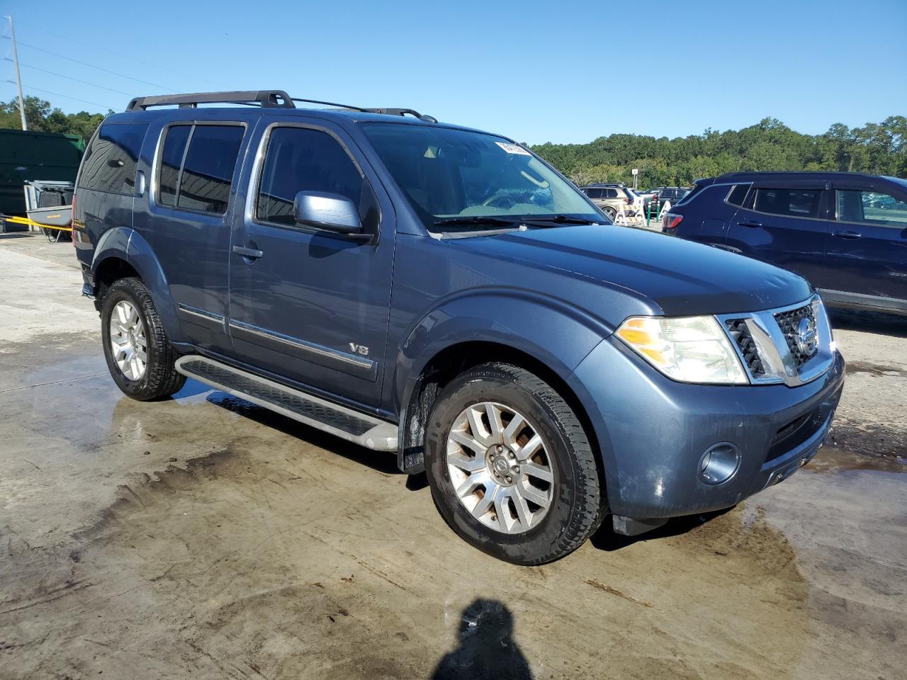 2008 Nissan Pathfinder Le - Image 4