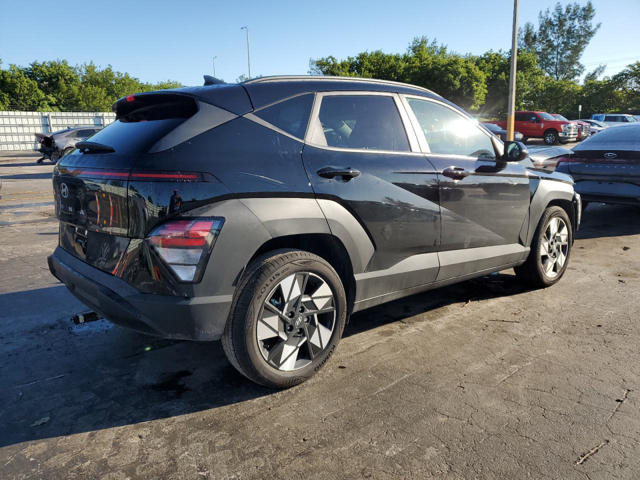 2025 Hyundai Kona Sel - Image 3