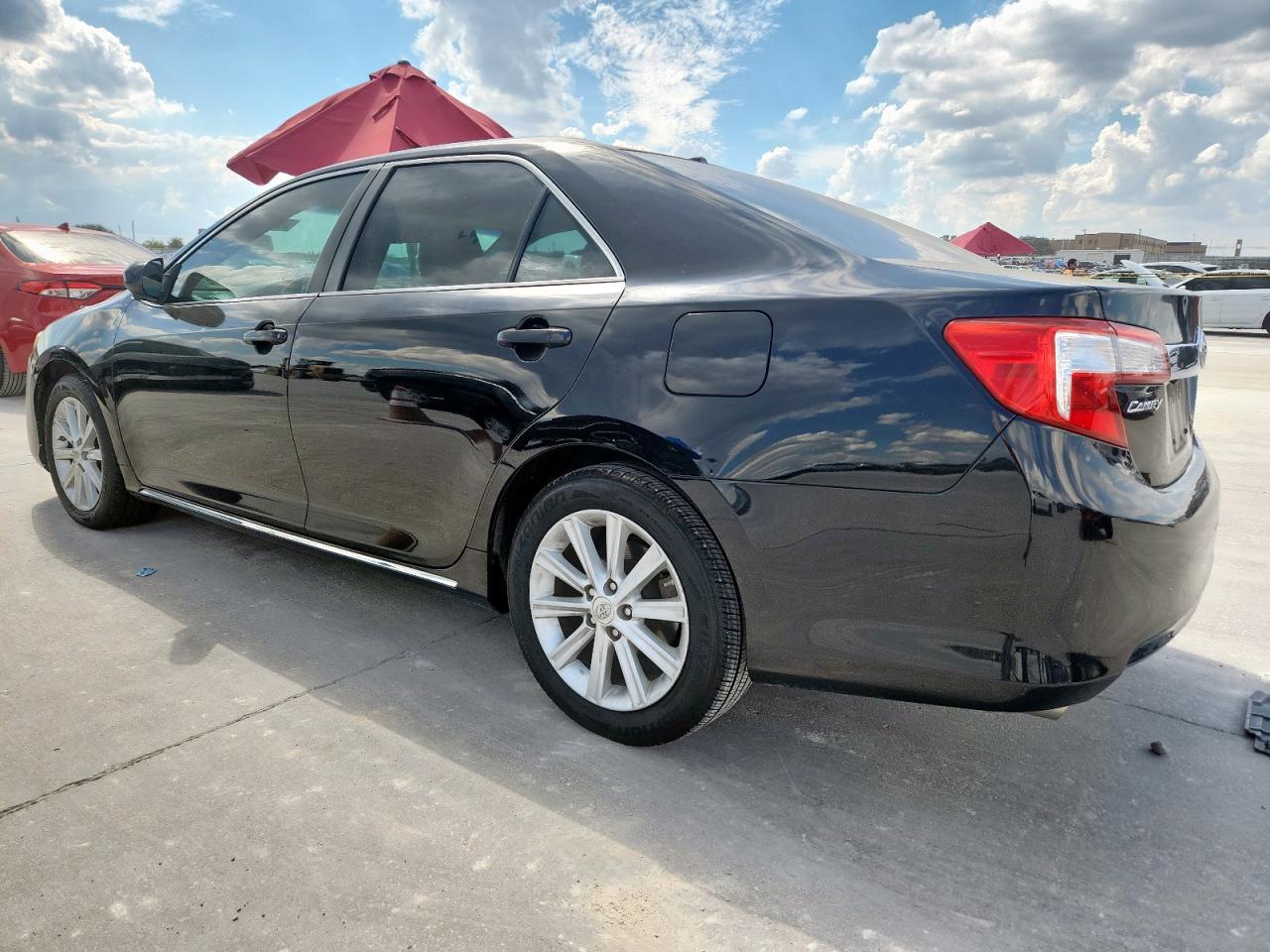 2012 Toyota Camry Se - Фото 2